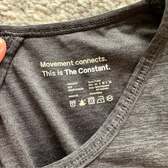 Aritzia The Constant Athletic long sleeve - Picture 2 of 3